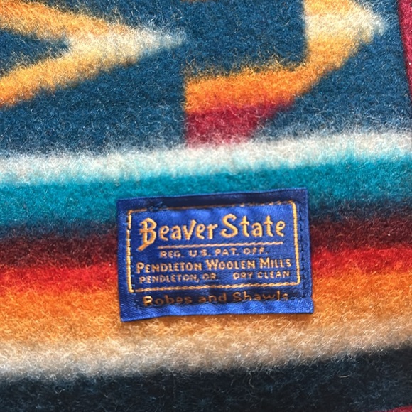 Pendleton Beaver State Muchacho Robe Blanket Made in the USA NWT - Picture 3 of 3